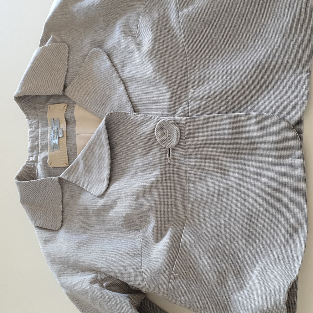 Veronika Maine neutral colours jacket - Picture 7 of 13